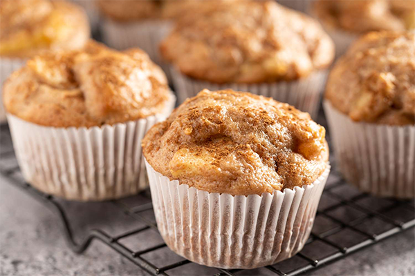 Cinnamon Apple Muffins